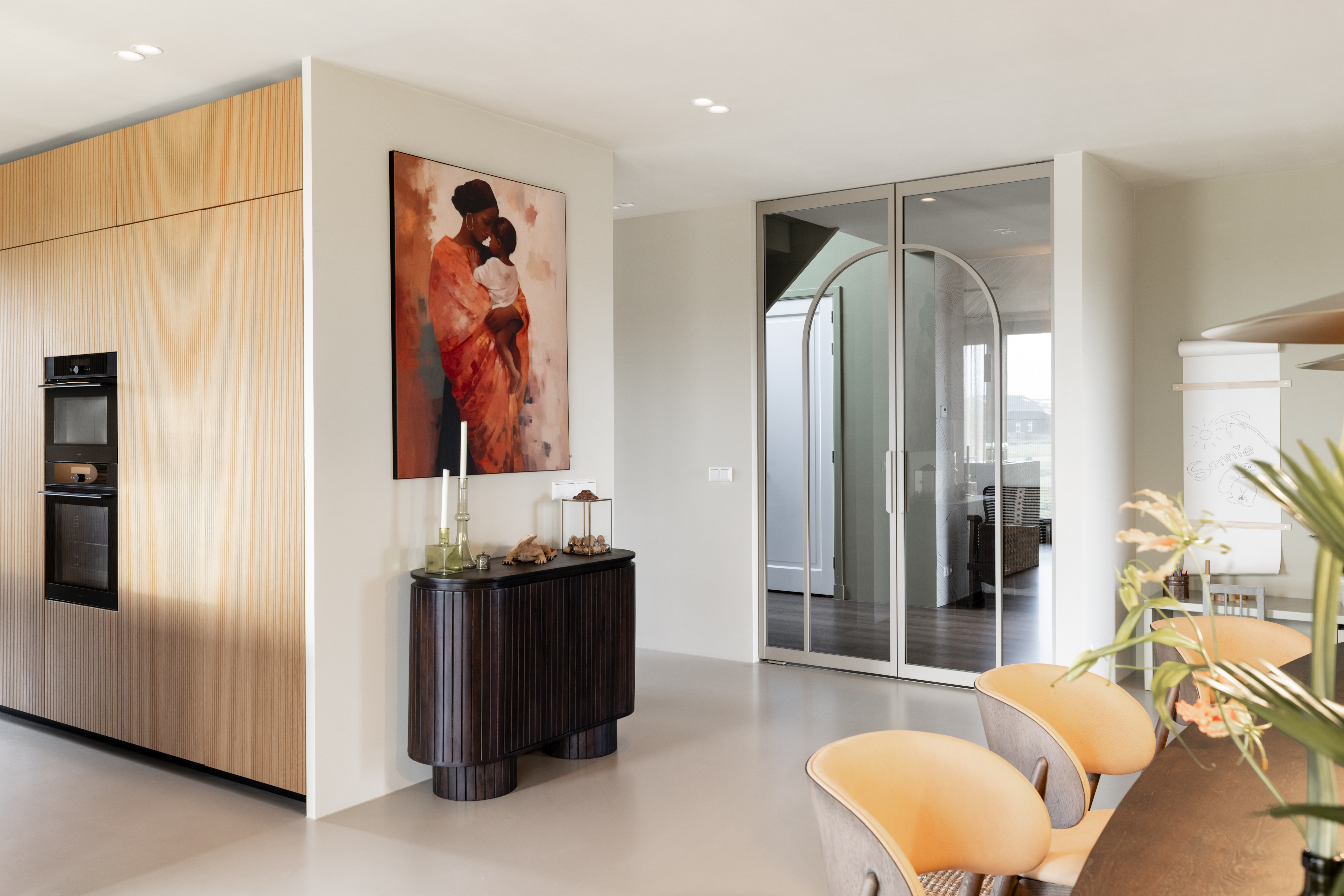 FotoNieuw trendrapport laat zien dat Nederland beige verruilt voor kleur aan de muur